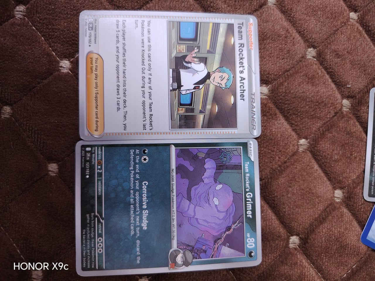 اسلام عليكم اوراق بيكمون بهذا جمال كل جيس بيه ١٠ اوراق هذني الجياس عدد ١٠ الكارتون عدد ٤ كل كارتون بيه ٧ اجايس فقط جيس واحد مفتوح لغرض تصوير حط سعرك وبلعافية توصيل موجود جميع محافظات العراق


**إذا كنت صاحب هذا الإعلان وتريد حذفه لأي سبب، رجاءا أرسل رسالة إلى الدعم الفني**