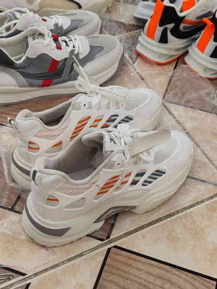 كله ماركه أصلي بسعر صين 8 ألف فقط مفرد وجمله مكاني بابل القاسم ***********
