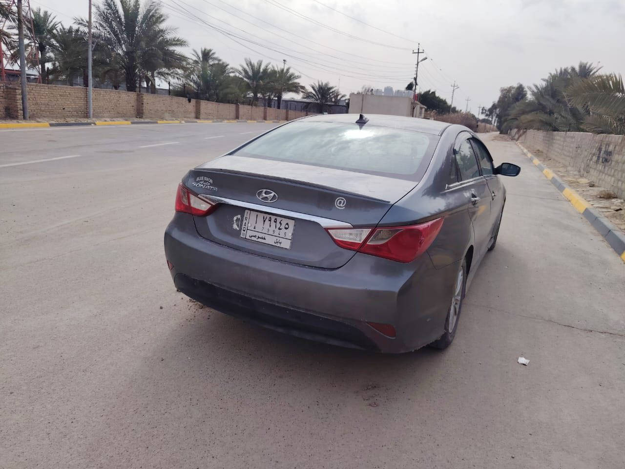 سوناتا 2014 بيه جاملغ وربع البنيد وهلال خلفي بدون دواخل رقم بابل مشروع وطني كير ومكينه وحداديه وتخم تاير جديد اي استفسار اتصل مكان بالحله السعر  98
***********
