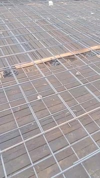 ١٠٠متر • تسيس ومياه وكهرباء • مواد اولى