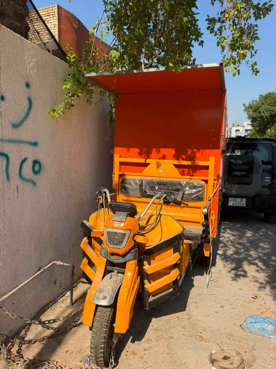 سلام عليكم ورحمة الله وبركاته
ستوتة شحن ٨ بطاريات مسويها مال مأكولات 
الستوتة الله شاهد من كملت ابد ما طلعنا بيها 
السعر التصال ***********
