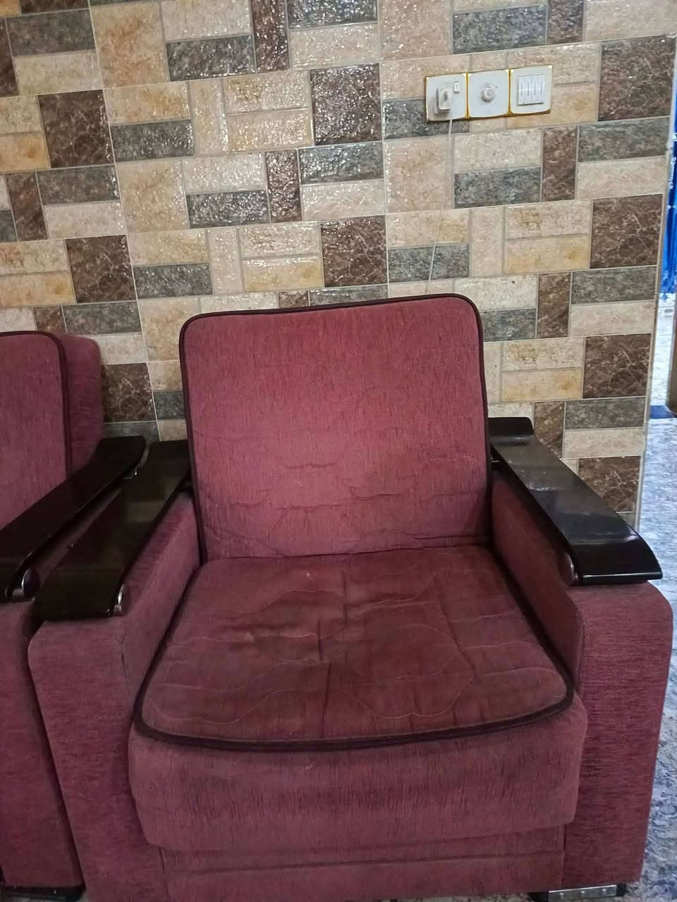 سلام عليكم عندي تخم 7 مقاعد ضغط سبرنك مابب اي ضرر وتنفتح قنفه تتحول جربايه وترجع قنفه سعره 300


**إذا كنت صاحب هذا الإعلان وتريد حذفه لأي سبب، رجاءا أرسل رسالة إلى الدعم الفني**