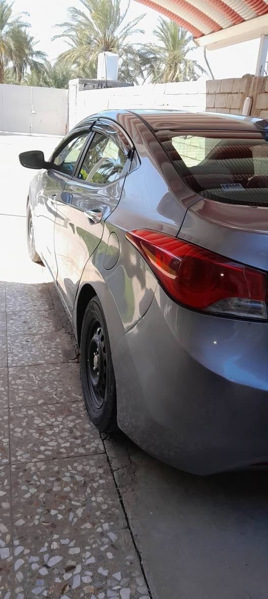 سلام عليكم لبيع النترا أمريكي ١٣ بيها ٣ قطع بدون دواخل كير ومحرك خير من الله بجم وجنطه كبس السعر ٩٨ وبيها مجال قليل مكان المحاويل
***********
