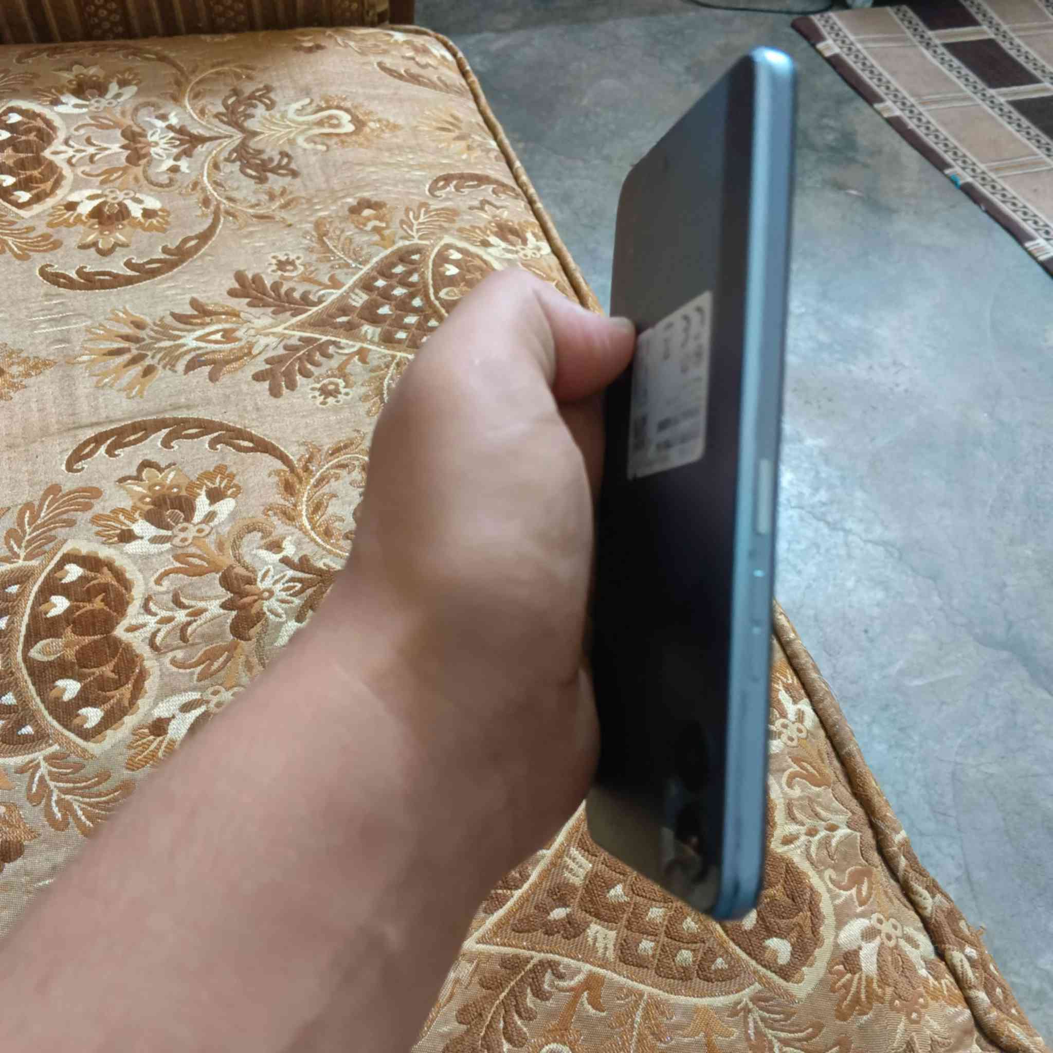 سلام عليكم جهاز تكنو بوفا 4 نضيف اي عيب ما بيها ذاكره. 128 +رام 8+3 سعر 150 وبيها مجال


**إذا كنت صاحب هذا الإعلان وتريد حذفه لأي سبب، رجاءا أرسل رسالة إلى الدعم الفني**