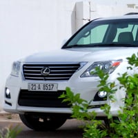 محرك V8 5700 • ٧ راكب • فول مواصفات