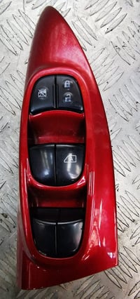 نيسان جوك • دوگمه جامي • سليماني