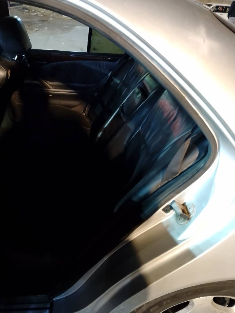 السلام عليكم مارسدس ام عيون 95 محرك ٦ خراطيم ٣٢٠ سياره لمتدد فول غرفهجلد ٣ تجاوي كهرباء برده اسلايت اكروز سرعه سياره مكينه خير من الله كير ديفور المرغوب اكسل جديد صدره نص عمر سياره امروس حسب القتناع السعر ٩٥ اوبيه مجال ارقام اوسنويه جدد *********** بغداد الغزاليه بغداد, العراق
