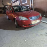 بيوادي ٢٠١٦ • فتحة سقف • جلد