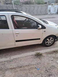 سياره جيلي كروز موديل ٢٠١٣اوتماتيك كير ومحرك نظيف تدفئة تبريد شاشه كام...