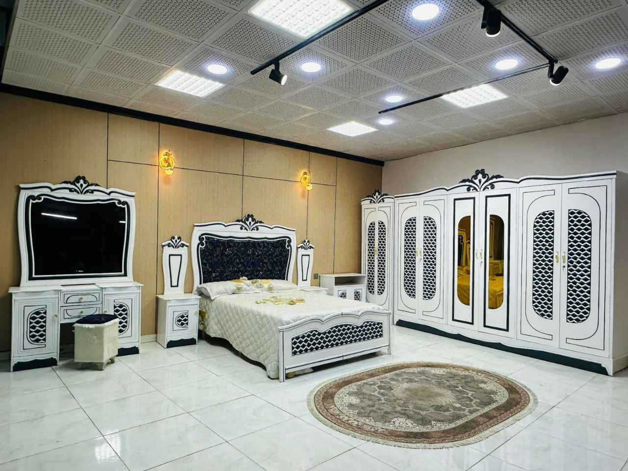 السعر ( مليون و100 ) فقط😍

غرف نجاره عراقيه 💯💯

تتكون من ١٠ قطع 

عرض الكنتور٣مترات و٢٠سم

ارتفاع الكنتور مترين و٤٥سم

السرير بلوك ٦ ارجل
طول السرير 200 سم 
عرض السرير 160 سم 

الضهر جرجوبه دفن شد براغي

الزاويه بارتفاع الكنتور 

الشازلون والطابوريه 75 الف 

الدوشك 150 الف  ضمان ٥ سنوات بغداد, العراق


**إذا كنت صاحب هذا الإعلان وتريد حذفه لأي سبب، رجاءا أرسل رسالة إلى الدعم الفني**