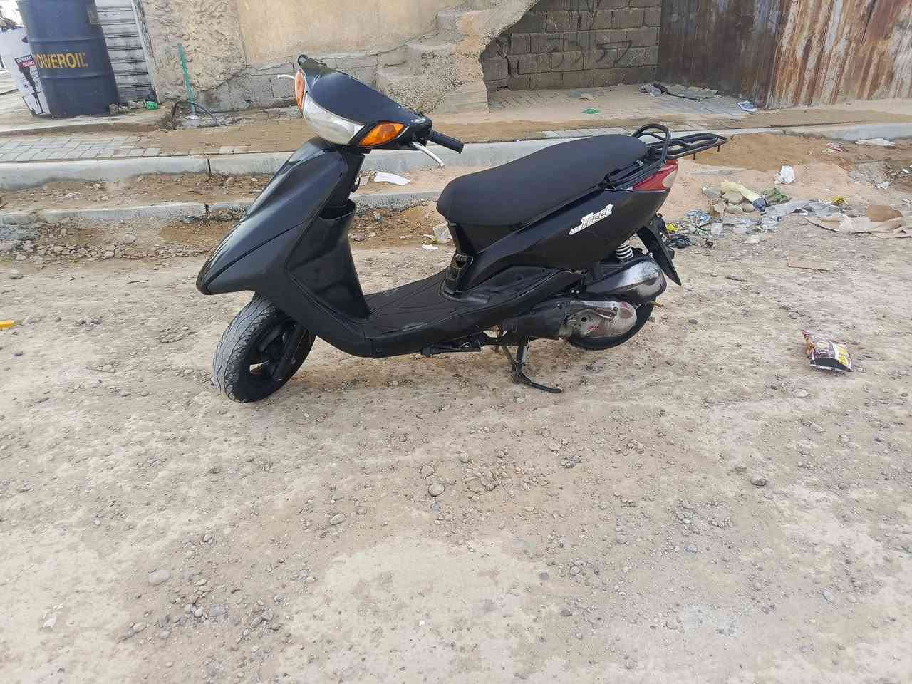 للبيع بريز اكزز حديث ياباني كابريتر دراجة مال رمبه مكفوله لسعر 550مكاني بغداد ***********
