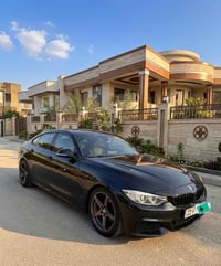 Bmw 430i 2017 m 4 package بيع او مراوس مع جيب او جارجر حديث  شكل جدا م...