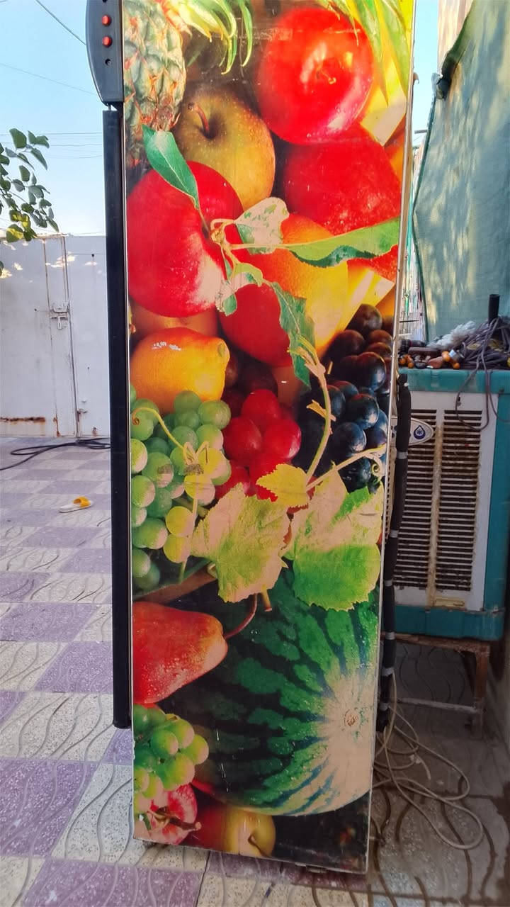 براد ومجمده سطحيه نضيفات وشغالات
***********

