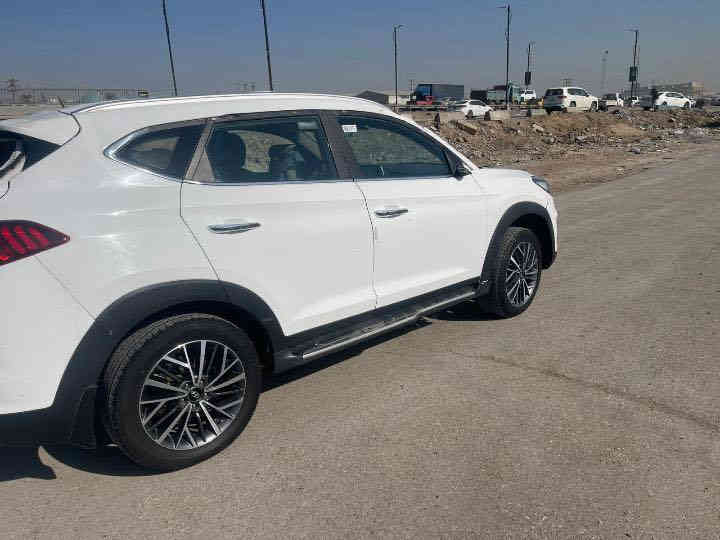 توسان خليجي موديل 2020 رقم  اربيل سيارة فول من عد البنراما بيها حادث ابيعها على وضعها سيارة شغاله وتمشي  سعرها 128 و بيها مجال قليل 
مكانها بغداد جسر ديالى 
*********** رقم صاحب السيارة
