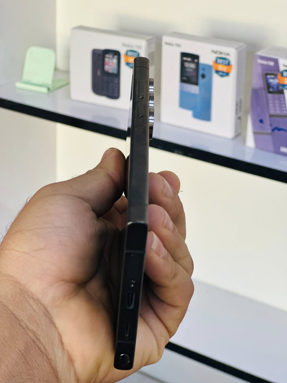 سامسونك S24 الترى شرق اوسط الاصلي  مكفول من عطل وفتح وصيانه للبيع او مراوس البصره قضاء المدينه منطقه الرحمانيه مقابيل مدرسه التجدد تواصل ***********
