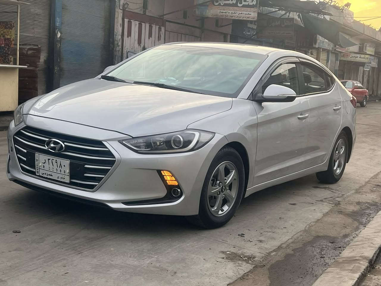 افانتي للبيع فقط 2018 ماشي 160 بيها باب وبوند مبدل فقط بدون ضرر مكينة ما مفتوحة وست كير طخم جديد *********** المكان الموصل الأيسر رقم نينوى
