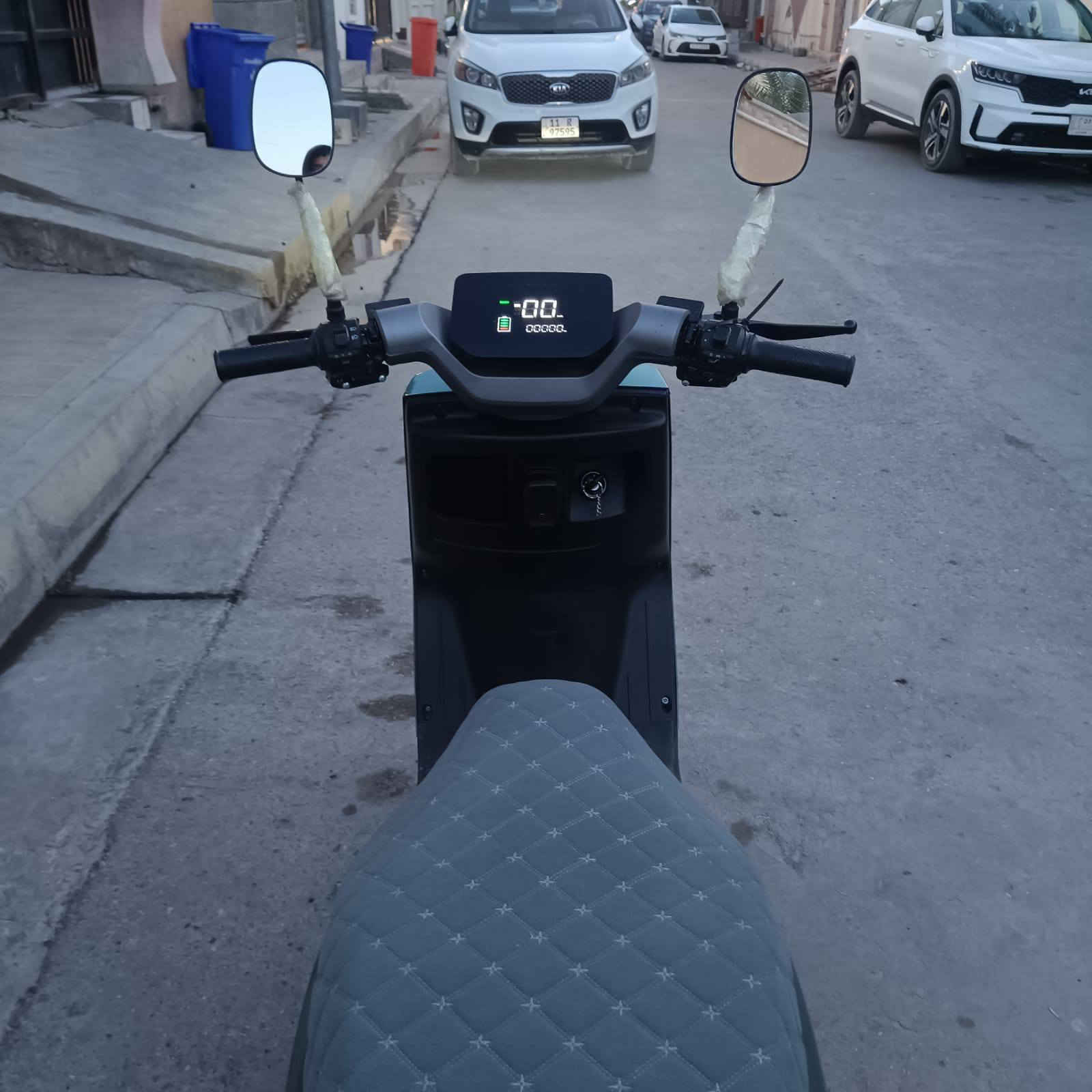 كامل مواصفات
البطاريات يقرن 9 كلهن 
السعر 650 وبي مجال 
العنوان الفلوجه شارع 40
*********** / واتساب فقط 
***********/ للتصال فقط
