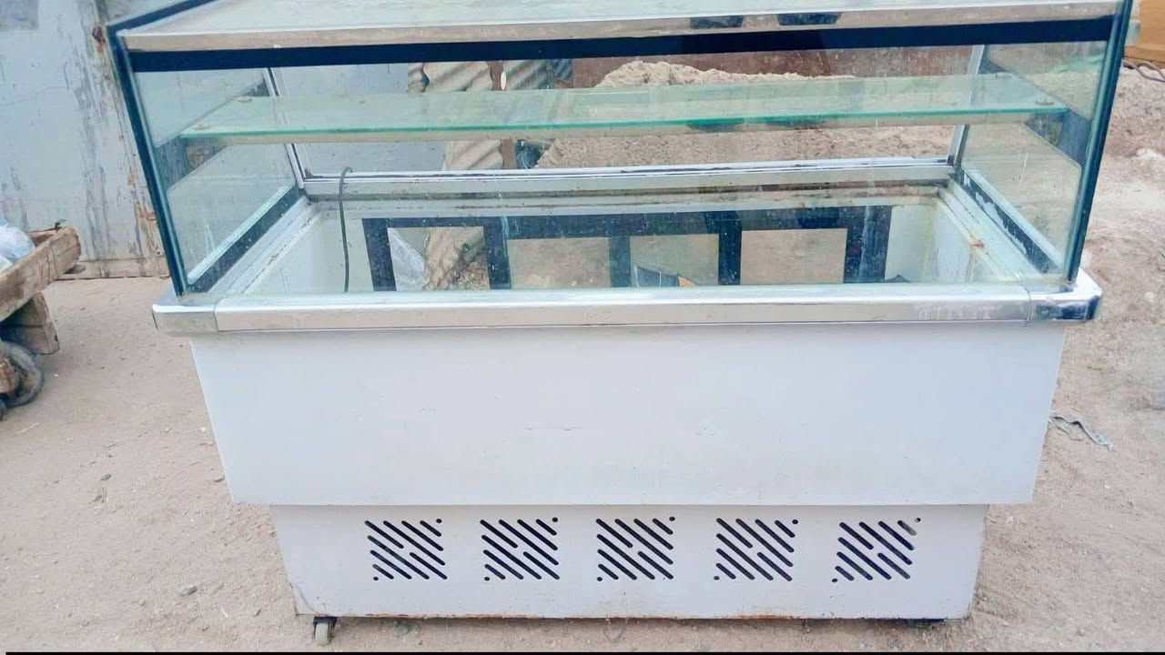 سلام عليكم 
عارظه اخت الجديده 
مكاني بغداد مدينه الصدر قيم واخذه اخت الجديده لا داخله تصليح ولا ايي شي بيه ابيع مكفول ***********
