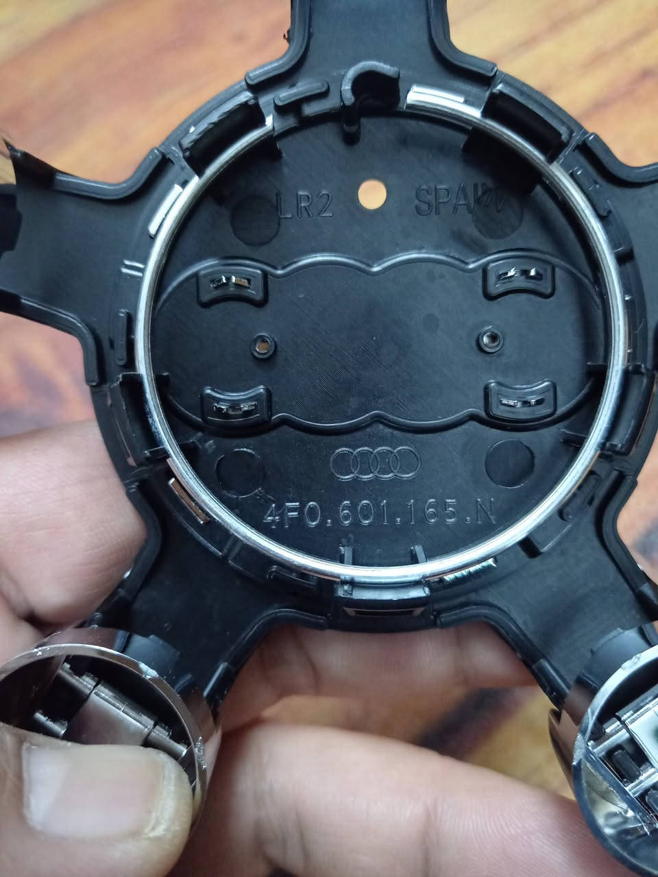 سلام عليكم شباب عندي ذني قطع اصليه  ٥ تخامه الي فيده يخلينه سعر ياخذهم


**إذا كنت صاحب هذا الإعلان وتريد حذفه لأي سبب، رجاءا أرسل رسالة إلى الدعم الفني**