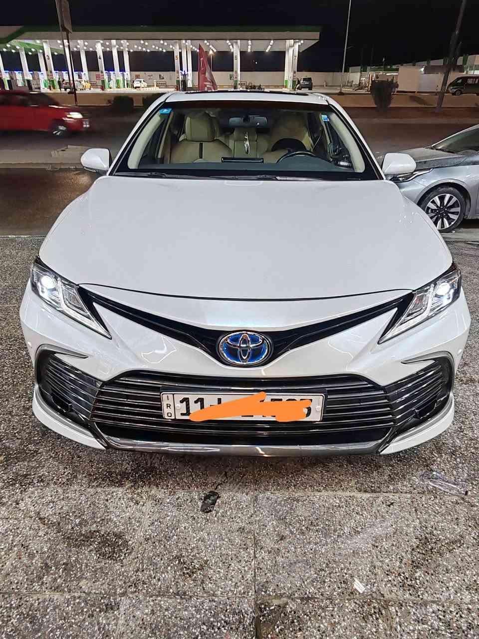 كامري 2024  وكاله عبد اللطيف جميل
خليجي   جاملخ الخلفي عكس السايق صبغ قليل 
 فول 1/1 GLE 
رقم بغداد 
سعة المحرك 2.5L هايبرد
فتحه 
برده 
حساسات أمامية 
حساسات خلفية
لايت زينون 
 كشافات 
سلايد رووف 
ويل كب 18
اريل نفكيتر 
 بصمة 
شاشة
كاميرا دوارة
الانارة الداخلية LED
كشن السائق كهرباء 
قطعتين تبريد
هاند بريك بصمة 
أوتو هولد

24.500 $ بيها مجال
سنوية باسمي تحويل مباشر
—————————————————-
المكان بغداد الكرخ
***********
