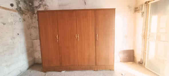 كنتور للبيع ابو4 بوب مستخدم تزكامسعر مناسب 150 عنوان البلديات شارع الضباط قرب
مدرسة زين القوس. نجارة ابو حسن العتبي هاتف ***********
