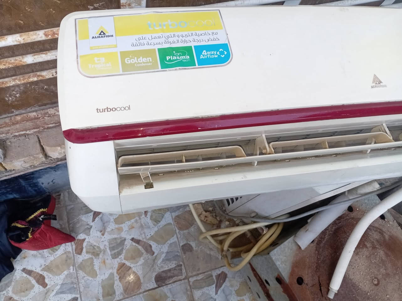 السلام عليكم
سبلت الحافظ للبيع شغال مابي شي السعر ٣٠٠


**إذا كنت صاحب هذا الإعلان وتريد حذفه لأي سبب، رجاءا أرسل رسالة إلى الدعم الفني**