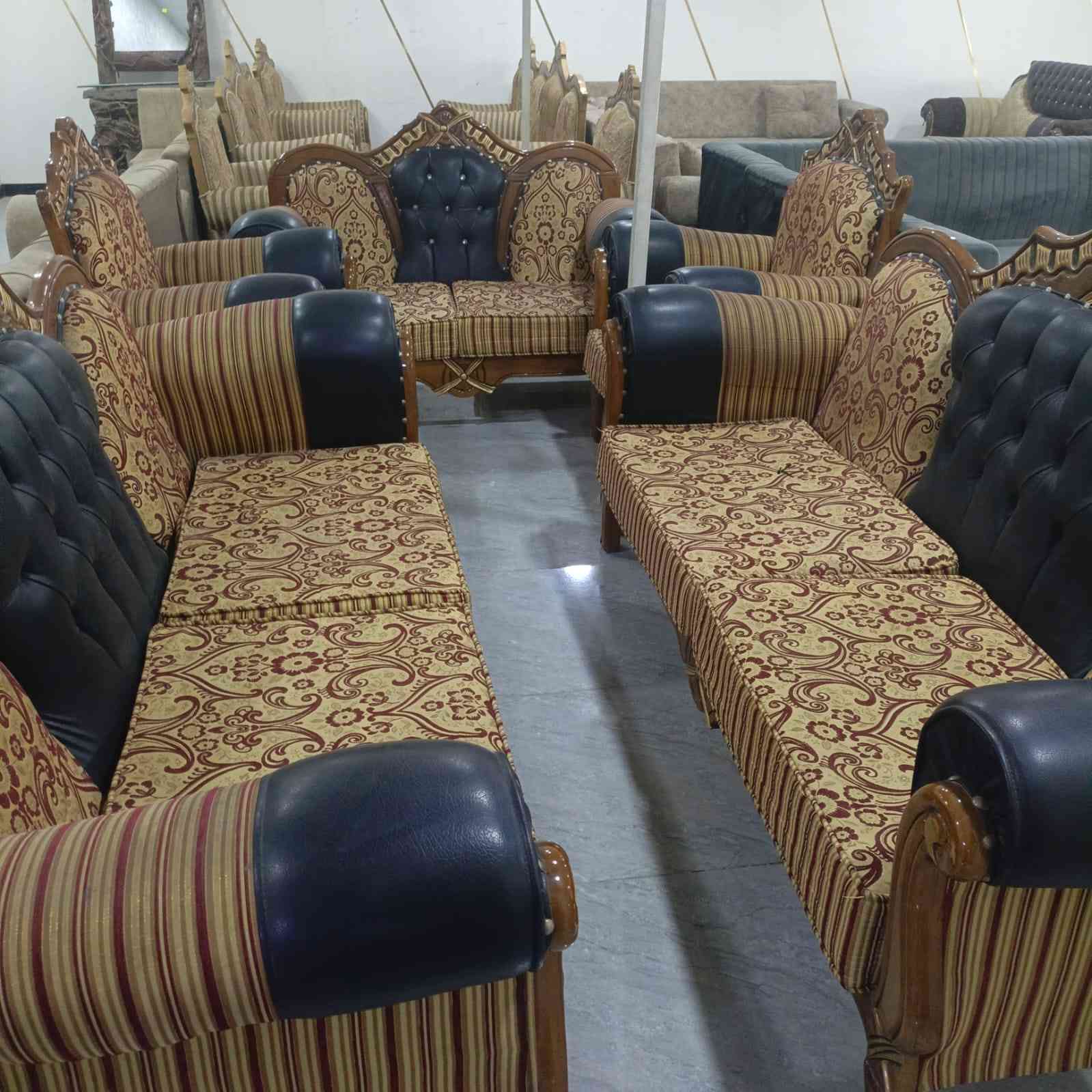 بضاعه باله وجديد،،،، المحاويل حي العسكري قرب المولد✅ للاستفسار مراسلة الصفحة او الاتصال على الرقم ***********..
