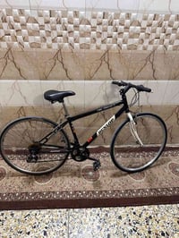 بايك للبيع c700 من ماركة DUNLOP المعروفه  البايك كسر حاويه وياله المني...
