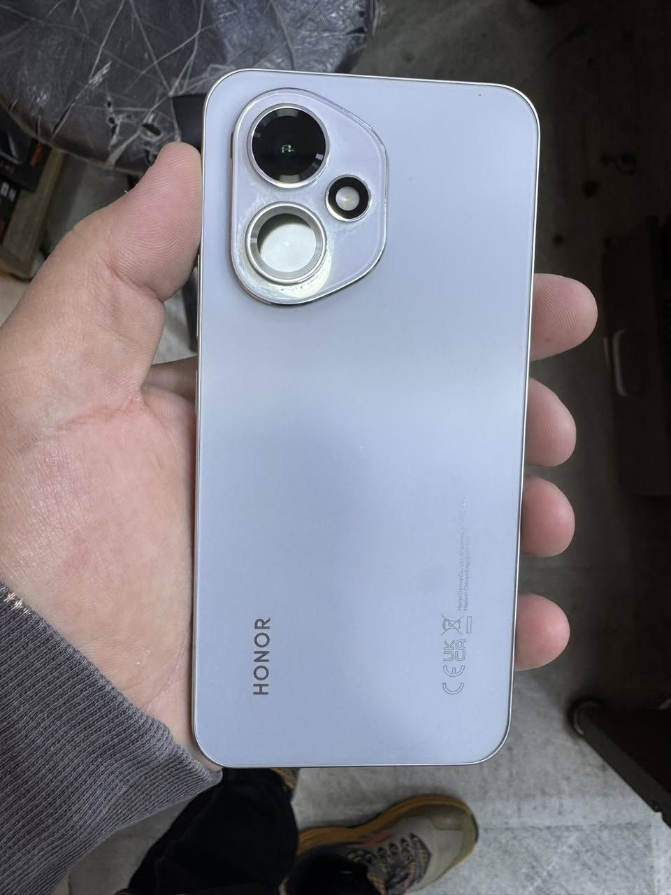 هونر 400 5G ذاكره 512 عشوائية 12 استخدام اقل الشهر الشاحنة مالته ممفتوحه
كاتونته وغراضه كامله لونه فضي 

مكاني شارع فلسطين

***********

السعر 375 الف قفل
