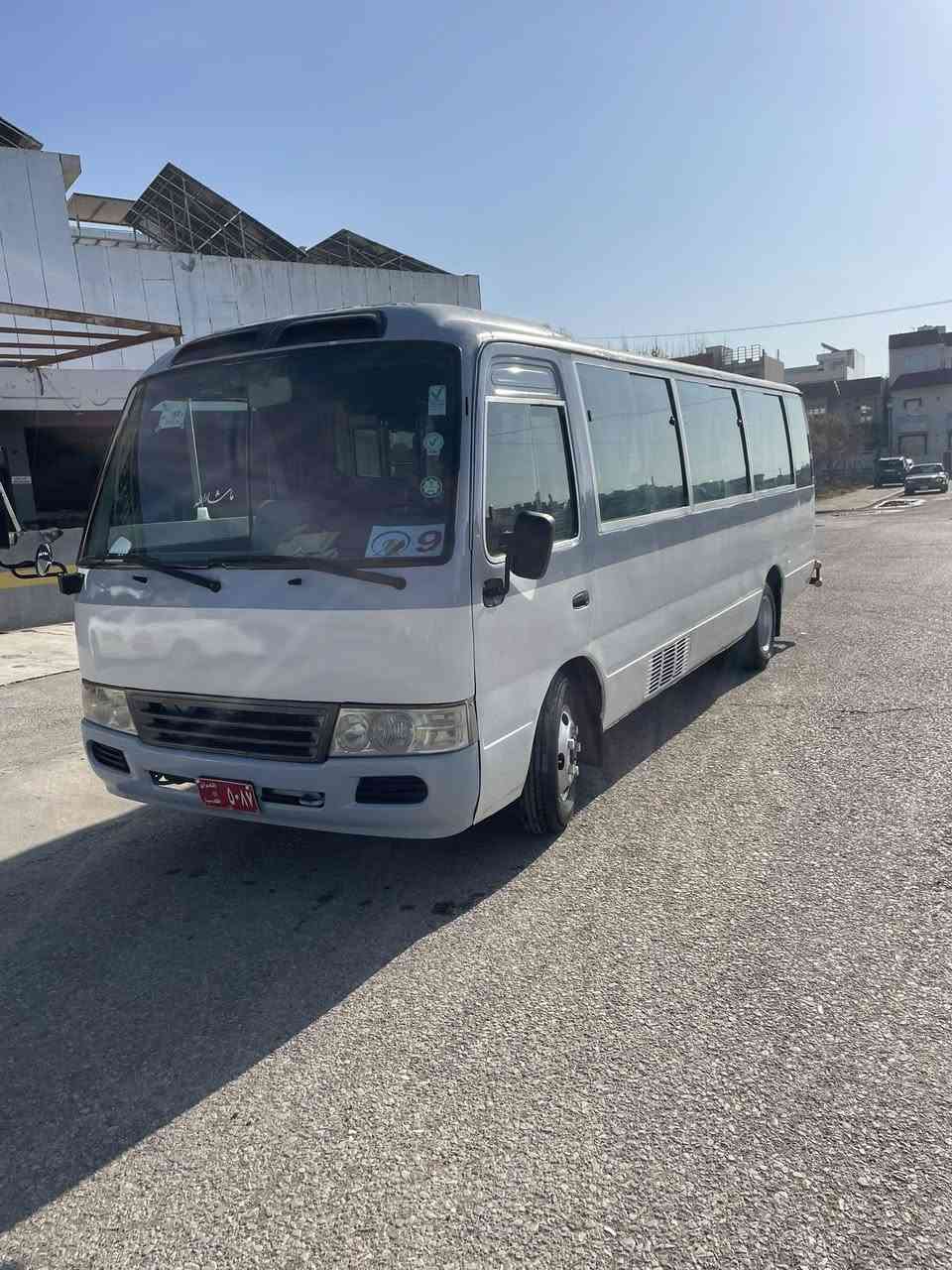 توێتا ٣٠ نەفەری مۆدێل ٢٠٠٢  گێڕومەکینەو ئەکسل بەشەرت بەنزینو غازە  سەنەوی جنوبە سعری ١٢٥معامەلە ***********
