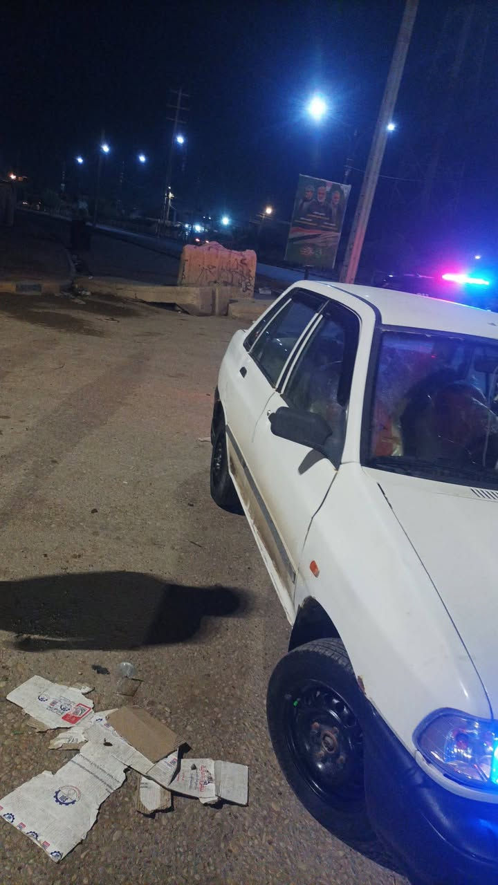 السلام عليكم سايبه للبيع موديل 2011 سياره خير من الله كير ومكينه كفاله حداديه نظيفه سياره جديده رقم بصره كهربائيات شغاله السياره خير من الله اتصل***********
