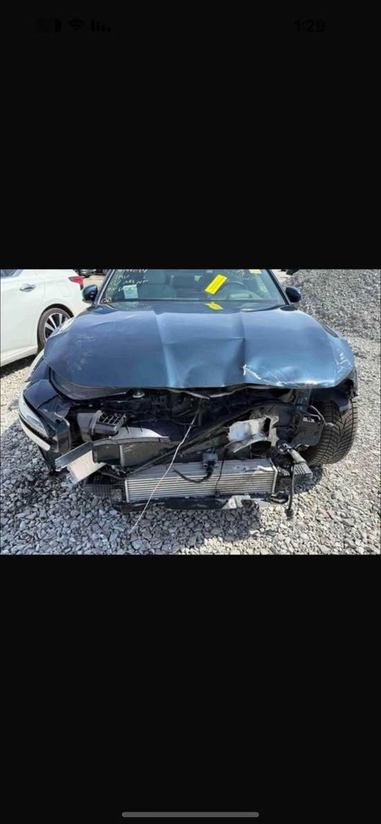 جنسزز  موديل ٢٥ بلكارتون ماشية ٦٠٠٠ كيلو٦ سلندر
شهداء باسم واحد فقط يسوي وكالة عامة  مكانه سيارة فلسطين
فول فول السيارة شوف واحكم
تصليح ع كد الطخة واغراض وكالة انشده ودعامية نفس لون
السعر اتصل فقط او وتساب مكلف بلنشر
***********
