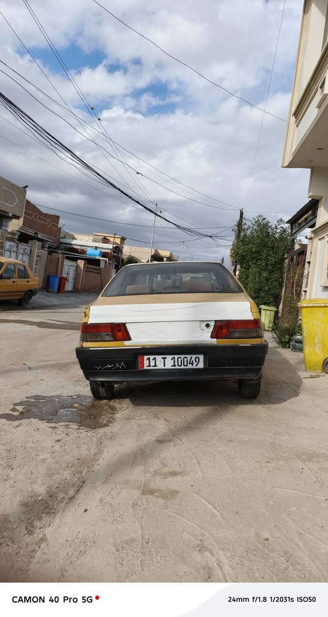 سلام عليكم
بيجو روه 2009  

سياره بلاديه كير او محرك بلجيس اكسن نضيف كهربائيات كلها شغاله رقم نكليزي مصفره هيئه او غرامات تحويل ثاني يوم العنوان بغداد بسمايه

السعر ٢٠  او بيها مجال ***********
