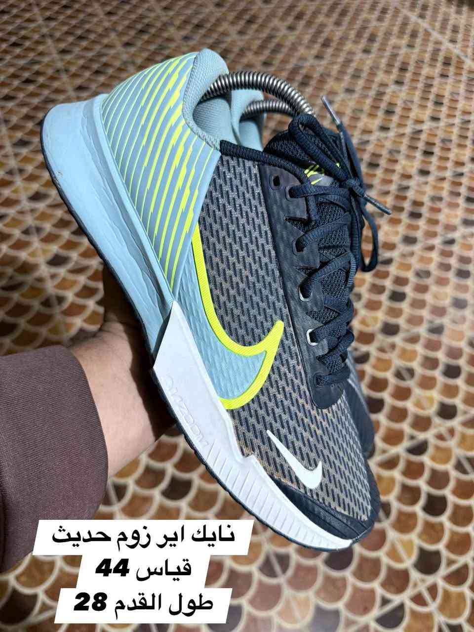 احذية بالة اصلية
قياسات داخل الصور
كل قطعه سعر 
***********
يوجد توصيل
