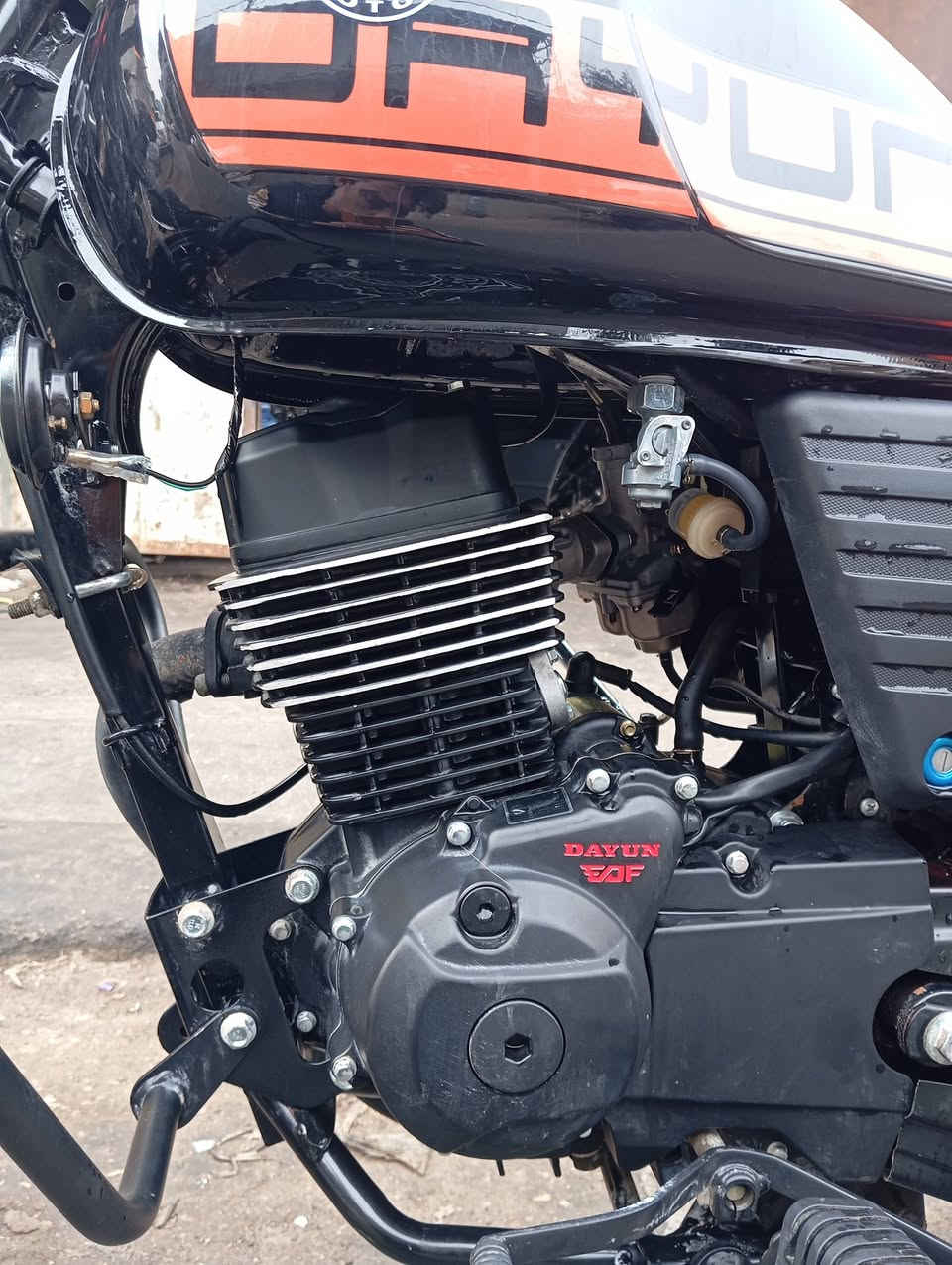 دراجه دايوان موديل 2025 جديده دراجه ما ماشيه مرقم رقم سنويه اربيل العنوان البصره صناعيت حمدان السعر مليونين 400 التوصل ***********
