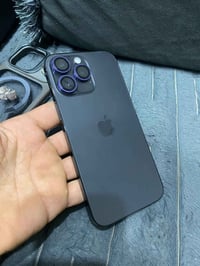 ايفون ١٤ برو ماكس ٢٥٦ • شريحة eSIM • شاحن اصلي