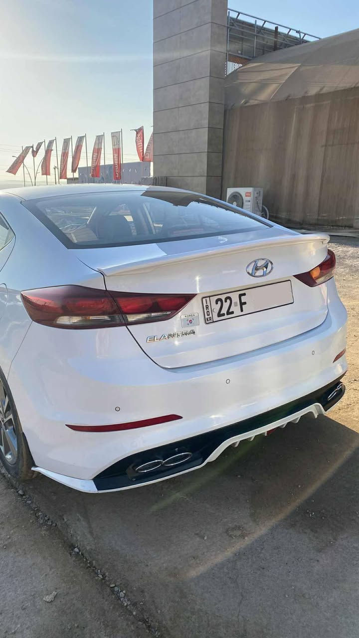 السلام عليكم
 النترا ٢٠١٨ خليجي GLSللبيع بدون ضرر ( كلين) ماشيه ٩٩ الف كم جديده بمعنى الكلمه فول ماعدا البصمه          السعر ١٦٩$وبيها مجال قليل ***********
