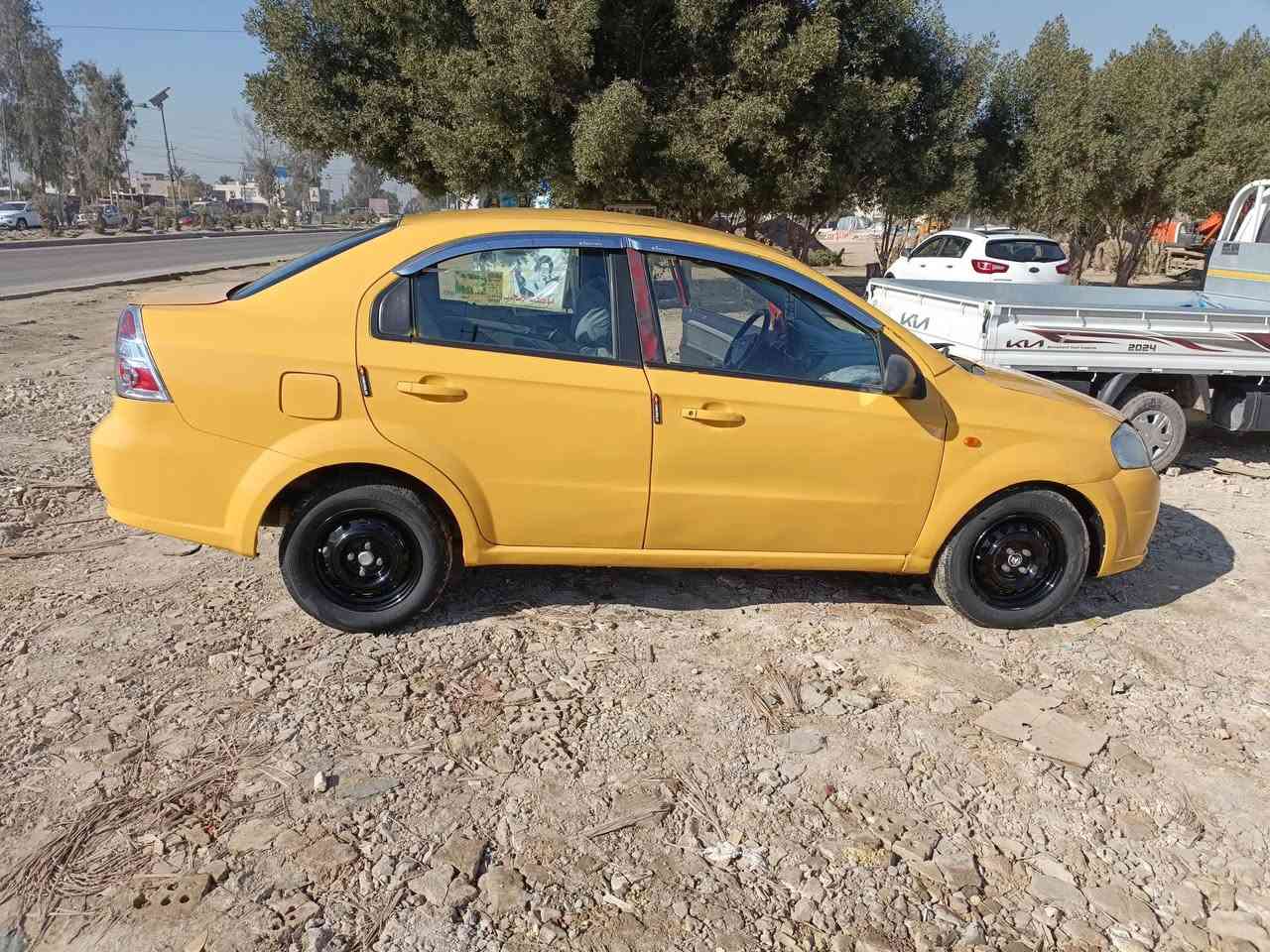 السلام عليكم شباب افيو موديل9مسكر أمريكي بيه ضربة بتكمه ومبدل بنيد كير ومحرك نظيف غرفه جديده صدر أمامي خلفي نظيف باسمي بيه السكليتر يفصل مرات مكاني قرب مدينة بسمايه ***********والسعر35
