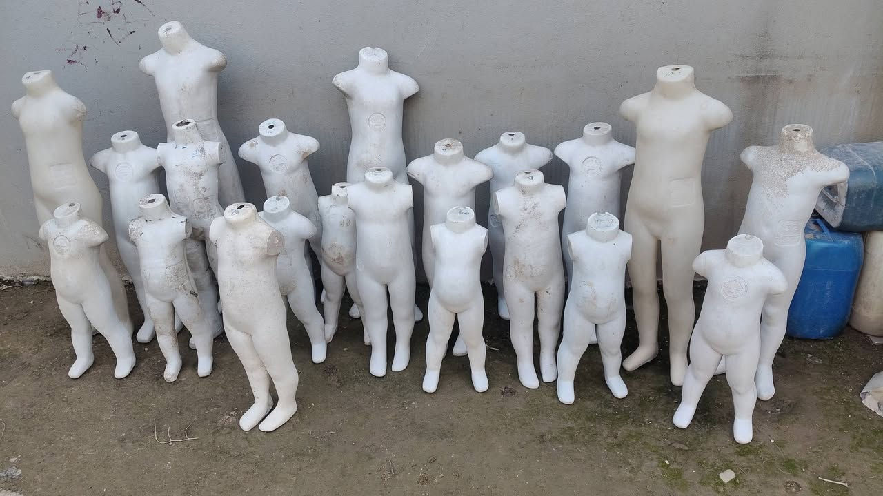 السلام عليكم
ملكانات اطفال بدون اي كسر او عيب 
28 قطعه مختلف احجام


**إذا كنت صاحب هذا الإعلان وتريد حذفه لأي سبب، رجاءا أرسل رسالة إلى الدعم الفني**