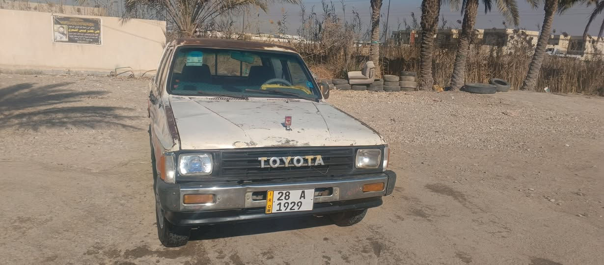 سلام عليكم سياره بيكم موديل 88رقم نجف دولي سياره بلديه من دعاميه الدعاميه مكفوله من صبغ وتبديل ساره جاهز اللخير مكينه كروسيده 5كير تحويل مباشر سنويه جديده مابيه اي نقص دوشمه جديده مكان السياره واسط الزبيديه اتصل ***********
