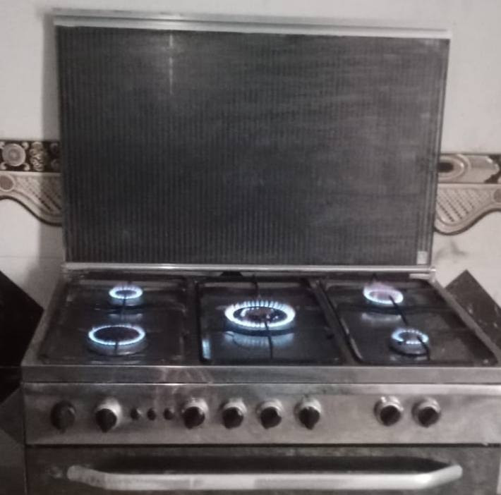 طباخ فريش مصري 210كاونتر 225بيهن مجال مدينة الصدر اكو توصيل ***********
