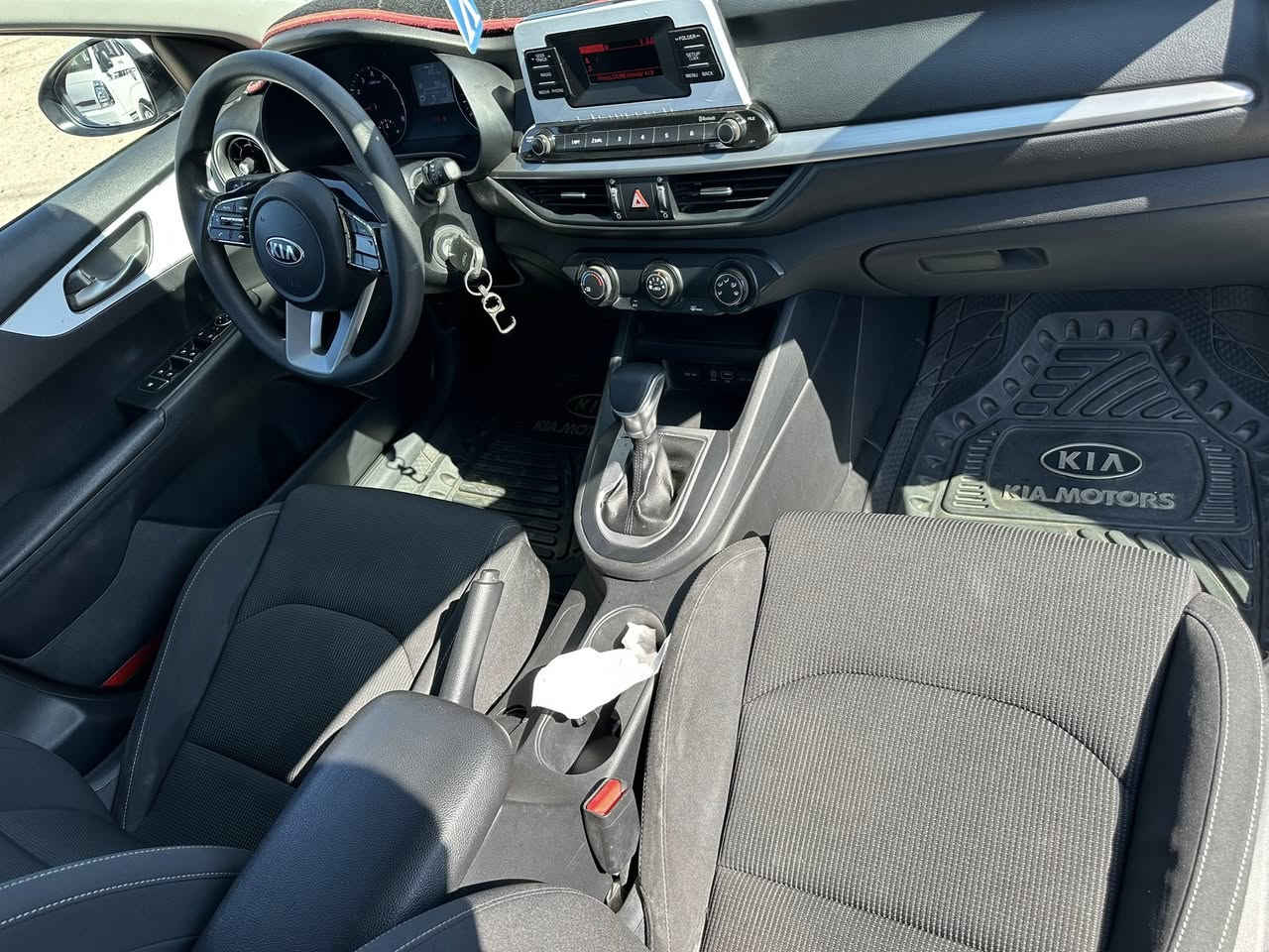 كيا سيراتو 2020 خليجي مكفوله من الضرر والصبغ فقط بارد سونار بيها للمراوس اونقدا مكان بغداد او ديالى ***********
