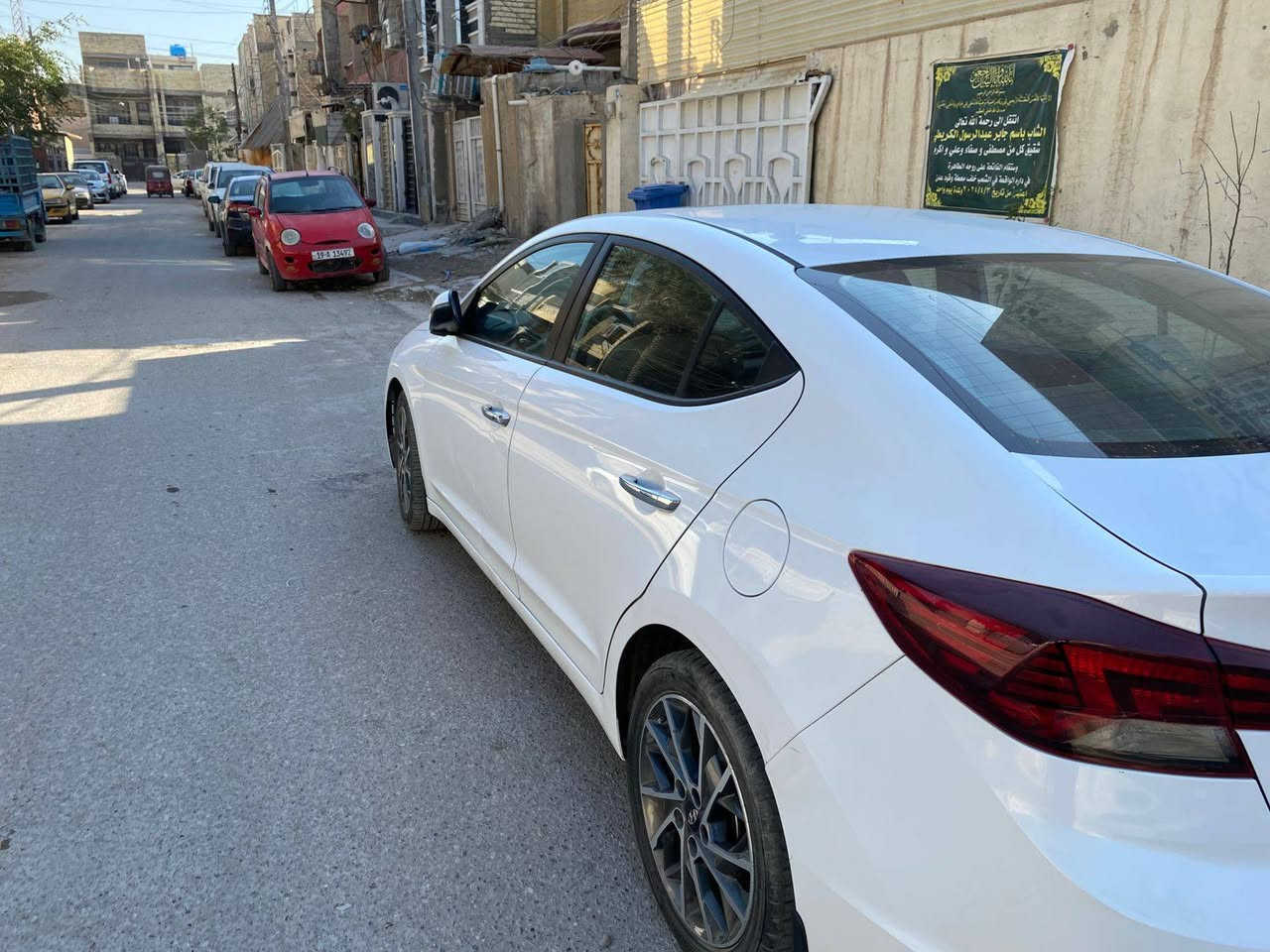 سلام عليكم النترا 2020خليجي بصمه  gls كير ومحرك وحدادية كفاله تخم تاير جديد مال جناي جاهزه الاخير تبريد ثلج 
السيارة كلش جديده بيها صبغ گد شبر في الچاملغ الأمامي قليل  فقط بدون فتح بدون تبديل شرط السونار ابيعك شرط رقم بغداد سنويه ال2028 وباسمي السياره ماشيه 110كم
مكينه2000دوش 
السعر162وبيها مجال مكاني بغداد الشعب 
الاتصال***********
مواصفات السياره 
فتحه سلايت 
تبريد قطعتين 
كامره 
نضام ايكو
اشاير بلمري
