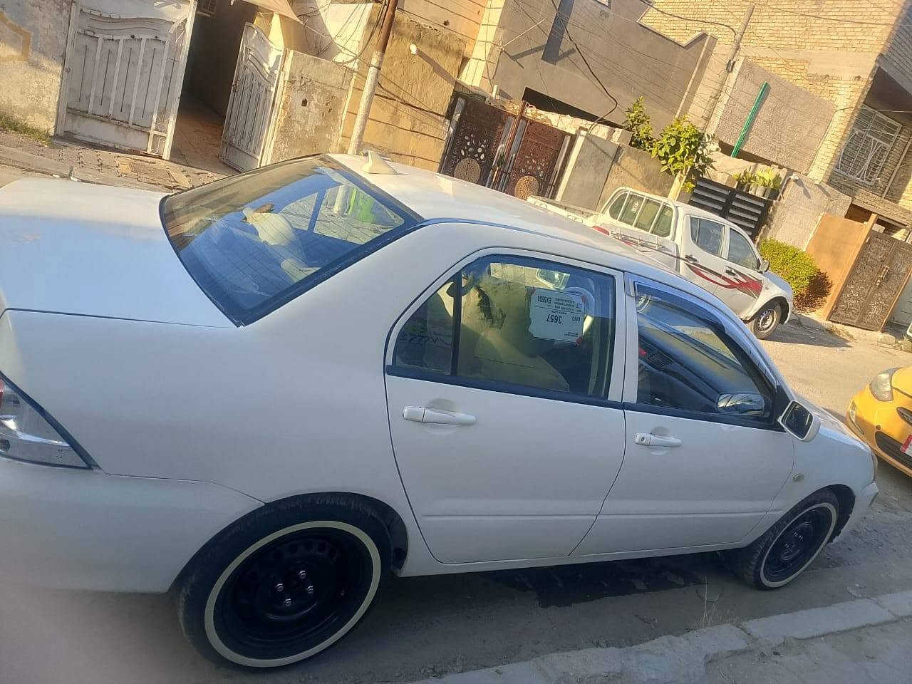 لانسر موديل 11 مصبوغه عام جماليه
رقم بغداد بسمي تحويل ثاني يوم (كير ومحرك. جديد) تبريد شغال 
تخم تاير جديد +صدر امامي جديد 

السعر: 67 بيها مجال حك الجيه
مكاني بغداد العبيدي 
التواصل: ***********

