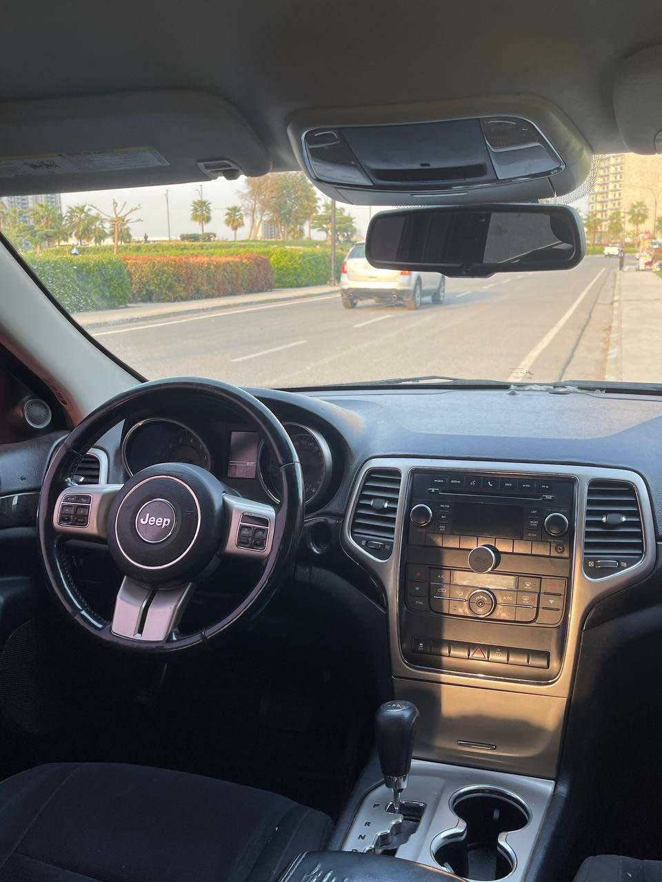 Jeep Laredo 2012 
دووپەلە بۆیاغی هەیە 
سوکان ڤۆلیۆم 
كامێرا
تەبرید مەرکەزی 
کوشین کارەبای
پێش و دوای حەساس 
هەمووگیانی زۆر خاوێن مایتەوە
رەقەم و سەنەوی پلاستیك لەگەلە
مالی مەدەنی هەمووشتی بەشەرت
گێرومەکینەوکارەبای دەعامی بۆ دەعامی بەشەرت 
شوین // هەولێر
سعر 95 وەرەقە و مەجال
بۆ زانیاری زیاتر نامە بنێرن لە خزمەتدام . أربيل, العراق


**إذا كنت صاحب هذا الإعلان وتريد حذفه لأي سبب، رجاءا أرسل رسالة إلى الدعم الفني**