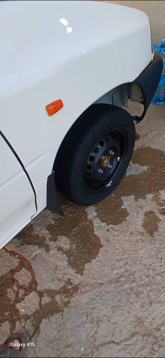 السلام عليكم سايبه موديل 2025 زيرو السياره مكفوله كفاله عامه من كل شيء تائرات الشركة سبير شركه ما نازل سياره مدوشمه كاعيه كشنات صندوق سياره مكفوله من كل شيء ارقام وسنويه تحويل ثاني يوم مكان السياره بغداد جسر ديالى الكرغوليه السايد الواحد للاستفسار اتصال، ***********
