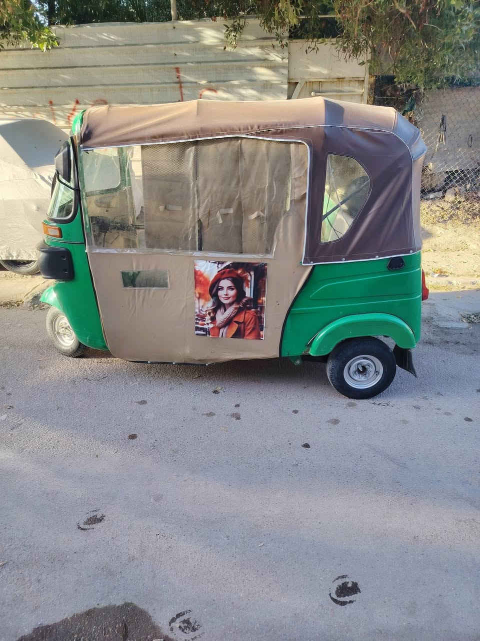 السلام عليكم تك تك 2021بيها ضربة بالصفحة والغد معمرة محرك كفالة مامفتوح رقم كربلاء المكان بغداد الجديدة السعر ٦٨٠٠ وبيها مجال قليل رقم الهاتف ***********
