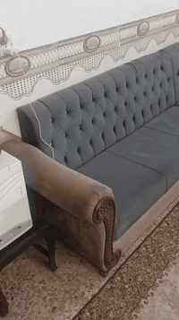 تخم ديوان ٨ مقاعد نضيف اي ضرر مابي السعر200 الف وبي مجال بسيط حك الجيه
***********
