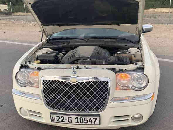 سلام عليكم. اوباما ٢٠٠٨ هيمي محرك ٥٧٠٠    جديده وجاهزه بيها صبغ بصفحه سايق اثر شخوط بدون حادث كفاله من الحادث ميكانك جديد خلفي امامي. سنويه وهزه جديده لل ٢٠٣٠ سياره عدله بلعافيه على ياخذها. المنظومه مال جوبلس مو ويها مفتوحه يعني بدون جوبلس السعر ١٢٠ 
***********
