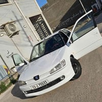 بيجو ٣٠٦ للبيع مصبوغه حزام جماليه عندي الفديو قبل لا اصبغها بدون حادث ...